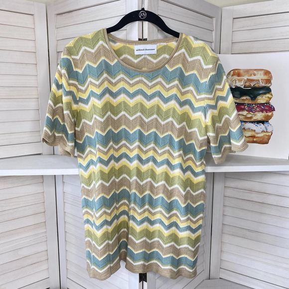 Alfred Dunner colorful chevron short sleeve top - Picture 4 of 7